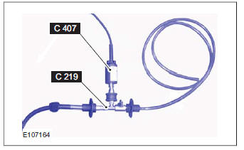 Fuel System Pressure Check - 2.5L Duratec (162kW/220PS) - VI5