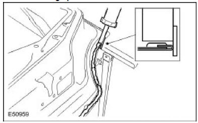 Clinched flange protection with flat nozzle