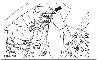 Measure the compression pressure (Engine - 2.0L Duratorq-TDCi (DW) Diesel)