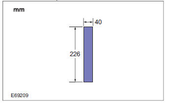 Front Lower Arm (15 690 0)